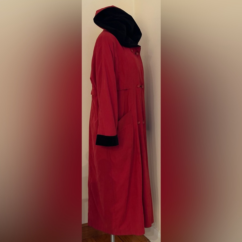 London Fog Red Double Breast Trench Coat. Black Velvet Accents With Tie. Sz 12 - Picture 2 of 13